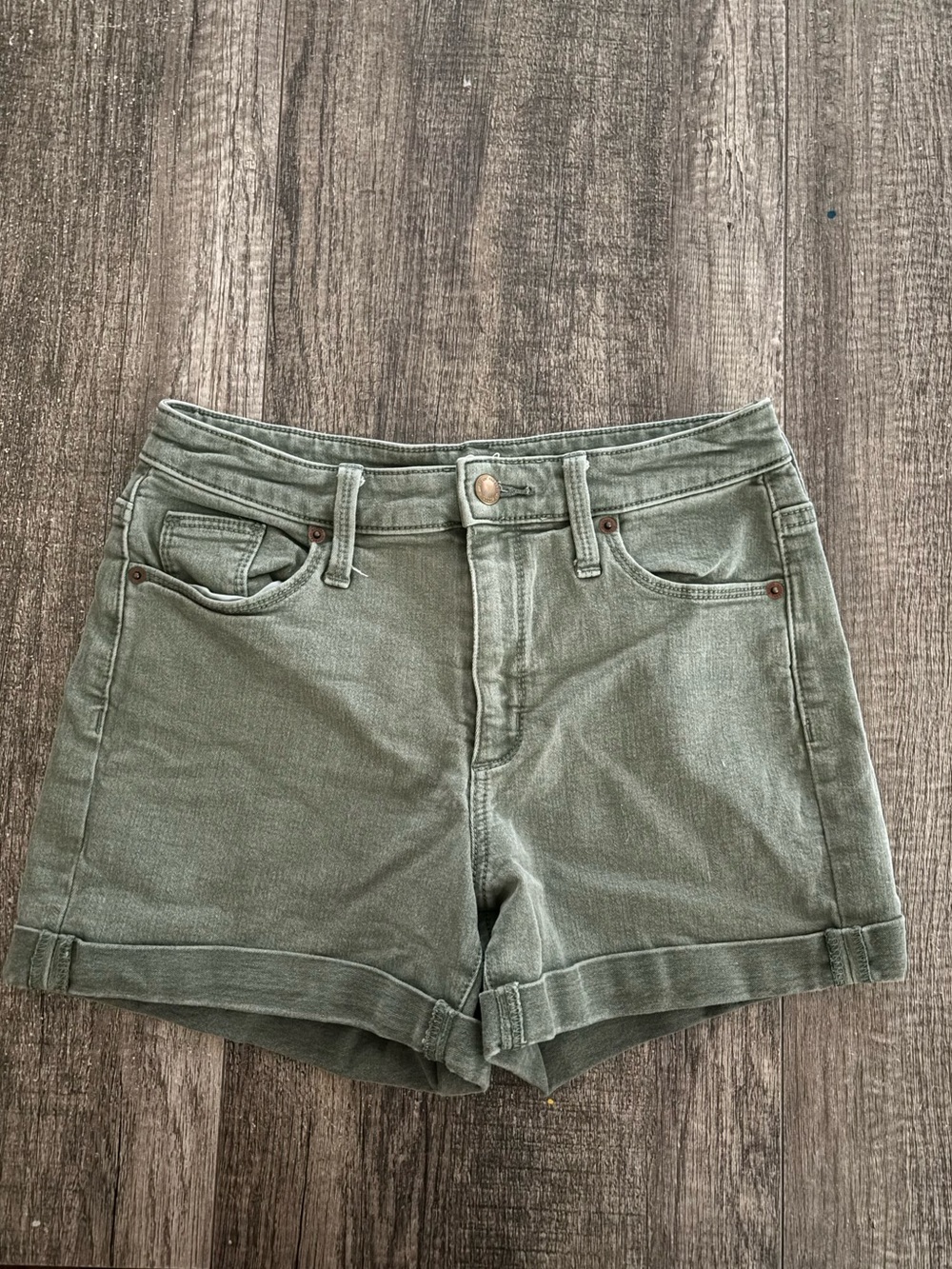 Universal Thread Olive Green High-Rise Cuffed Jean Shorts
